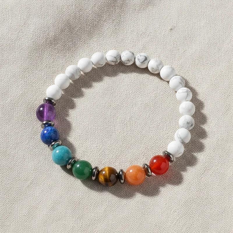 Bracelet 7 chakras howlite sur lin clair