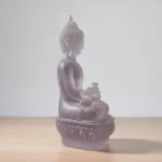 Statue Bouddha feng shui vue de profil
