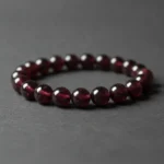 grenat-macro Perles de grenat en gros plan