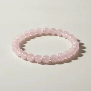 Bracelet quartz rose sur fond clair