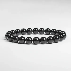 Bracelet tourmaline noire sur fond clair