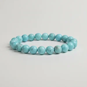 Bracelet turquoise sur fond clair