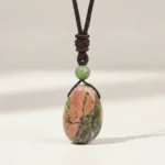 unakite-studio-1 Pendentif unakite posé à plat